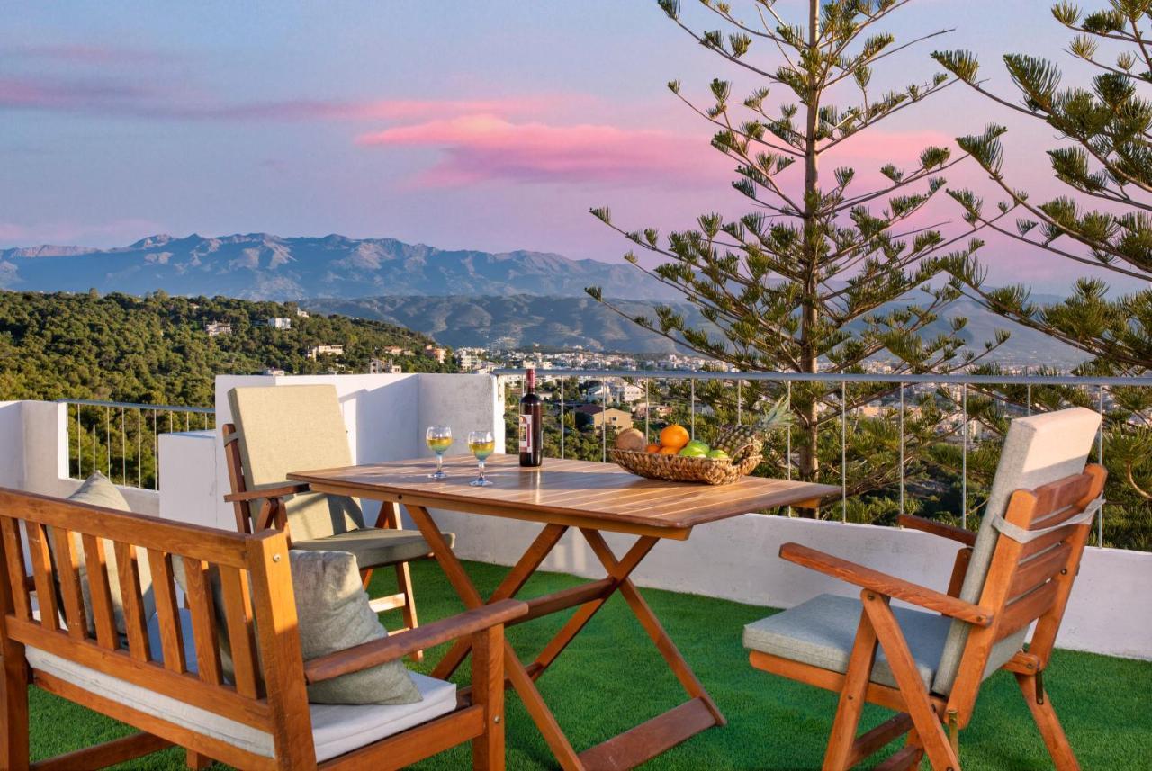 Sunset Home With Sea View Ханя Екстериор снимка