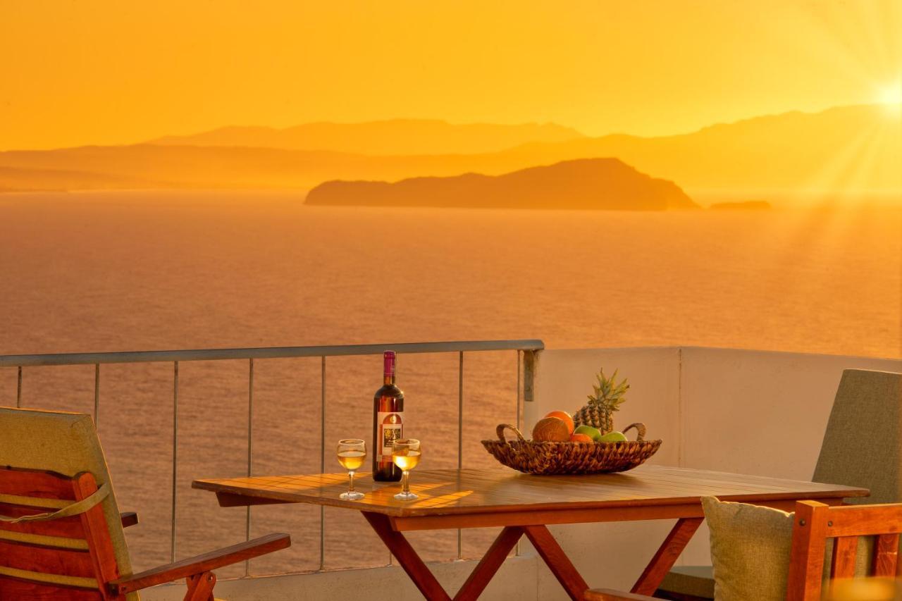 Sunset Home With Sea View Ханя Екстериор снимка