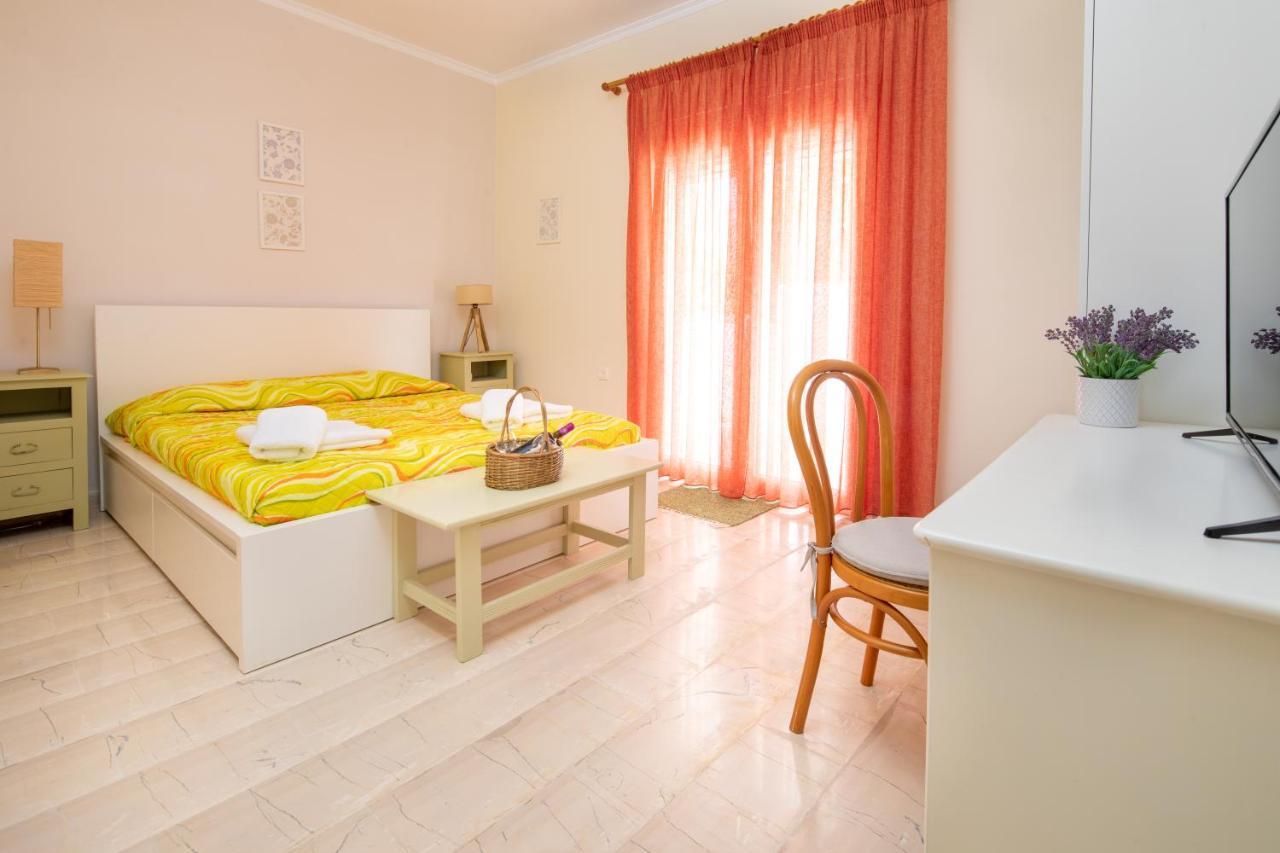 Sunset Home With Sea View Ханя Екстериор снимка